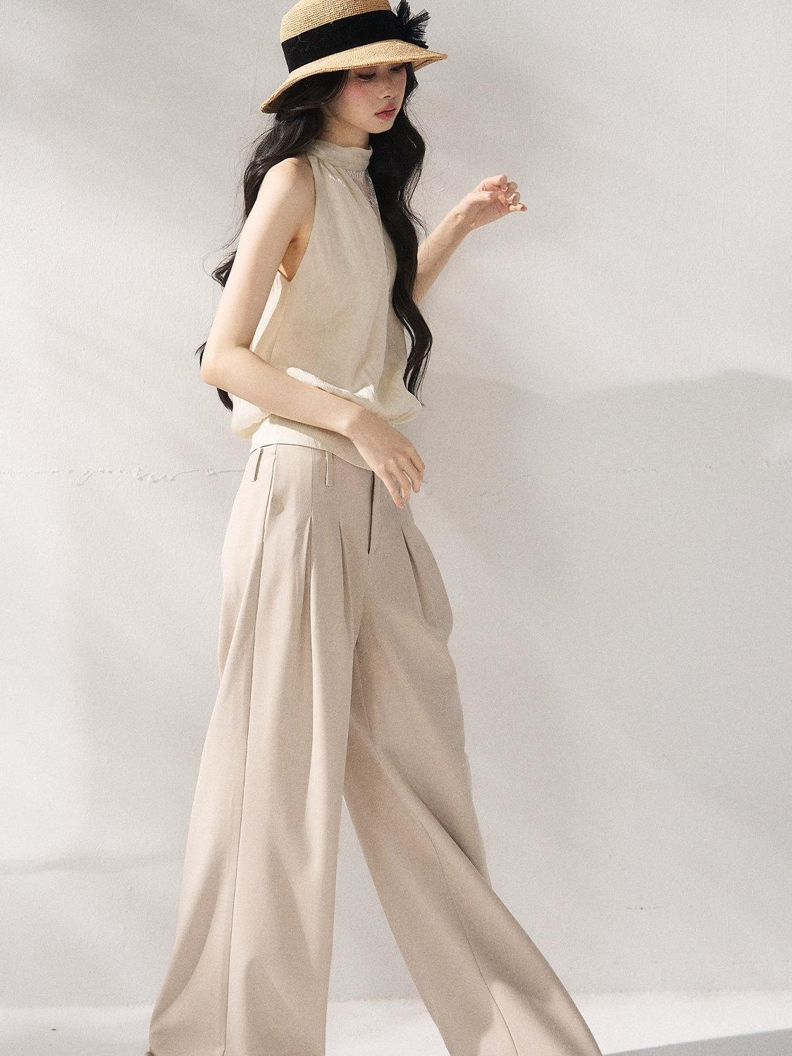 7Shiftin Soft Lyocell Loose Halter High Neck Short Beige Womens Off Shoulder Crop Tops