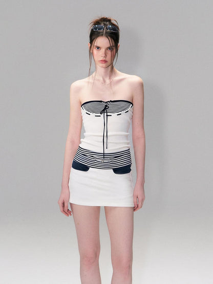 The NeverMore Contrast Printed Cotton Mid Waist Straight Bodycon Women White Mini Skirts