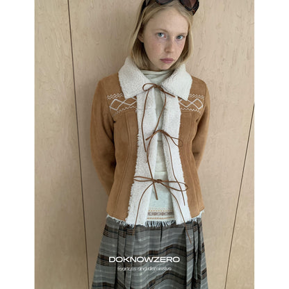 DKZ_OFFICIAL_Camel_Embroidered_Tie_Front_Vintage_Women&