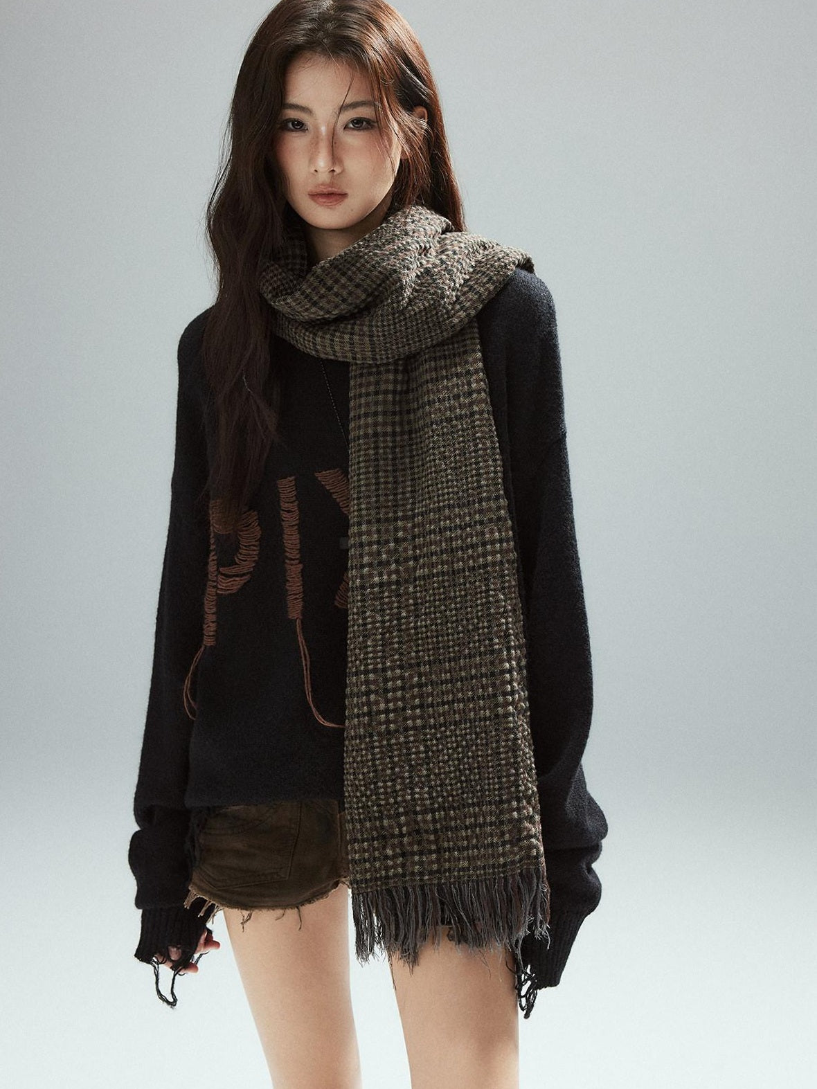 Low pixel Warm Oversized Street Style Distressed Hem Women Black Knit Pullover Sweaters