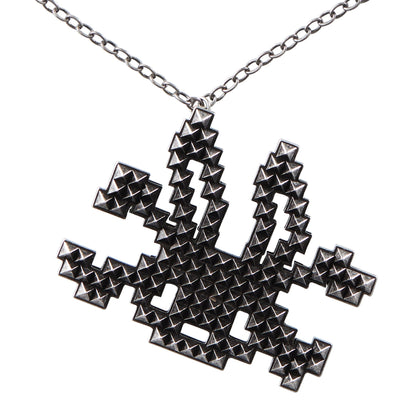 CFIERCE_Studded_Rabbit_Skull_Pendant_Women&