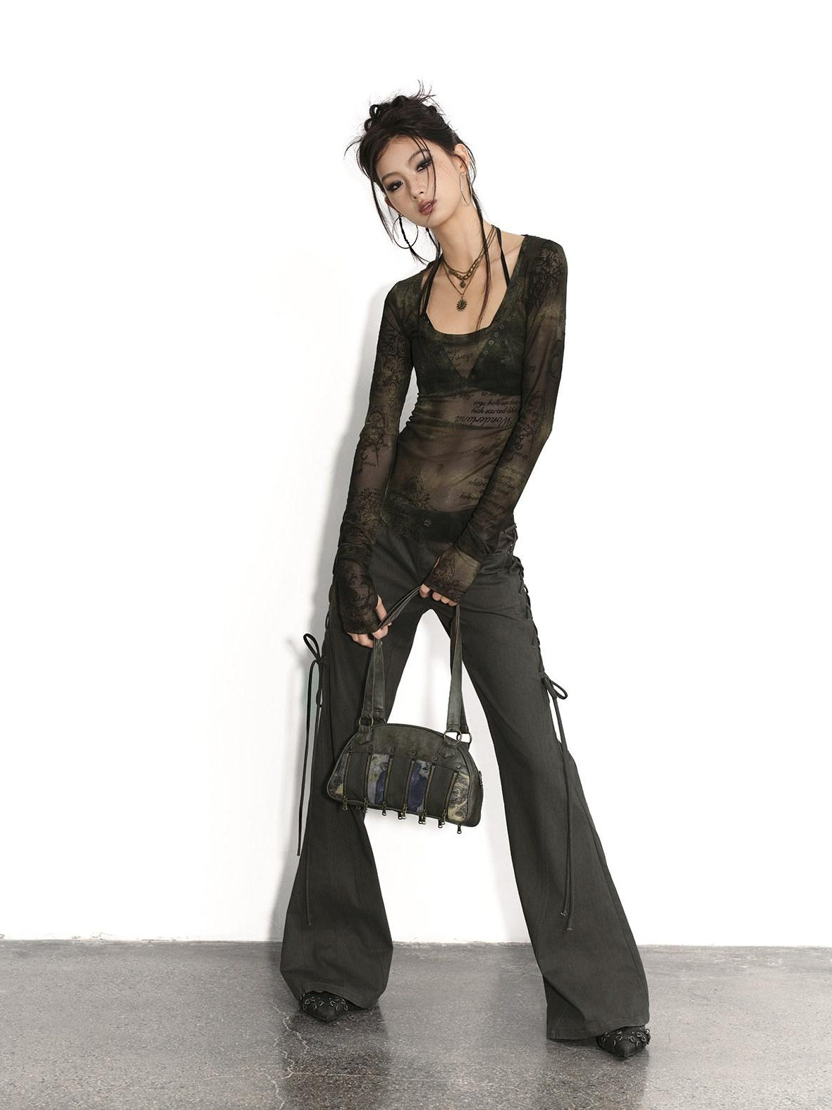 Low pixel Pure Cotton Low Waist Slim Fit Casual Women Olive Green Flared Pants