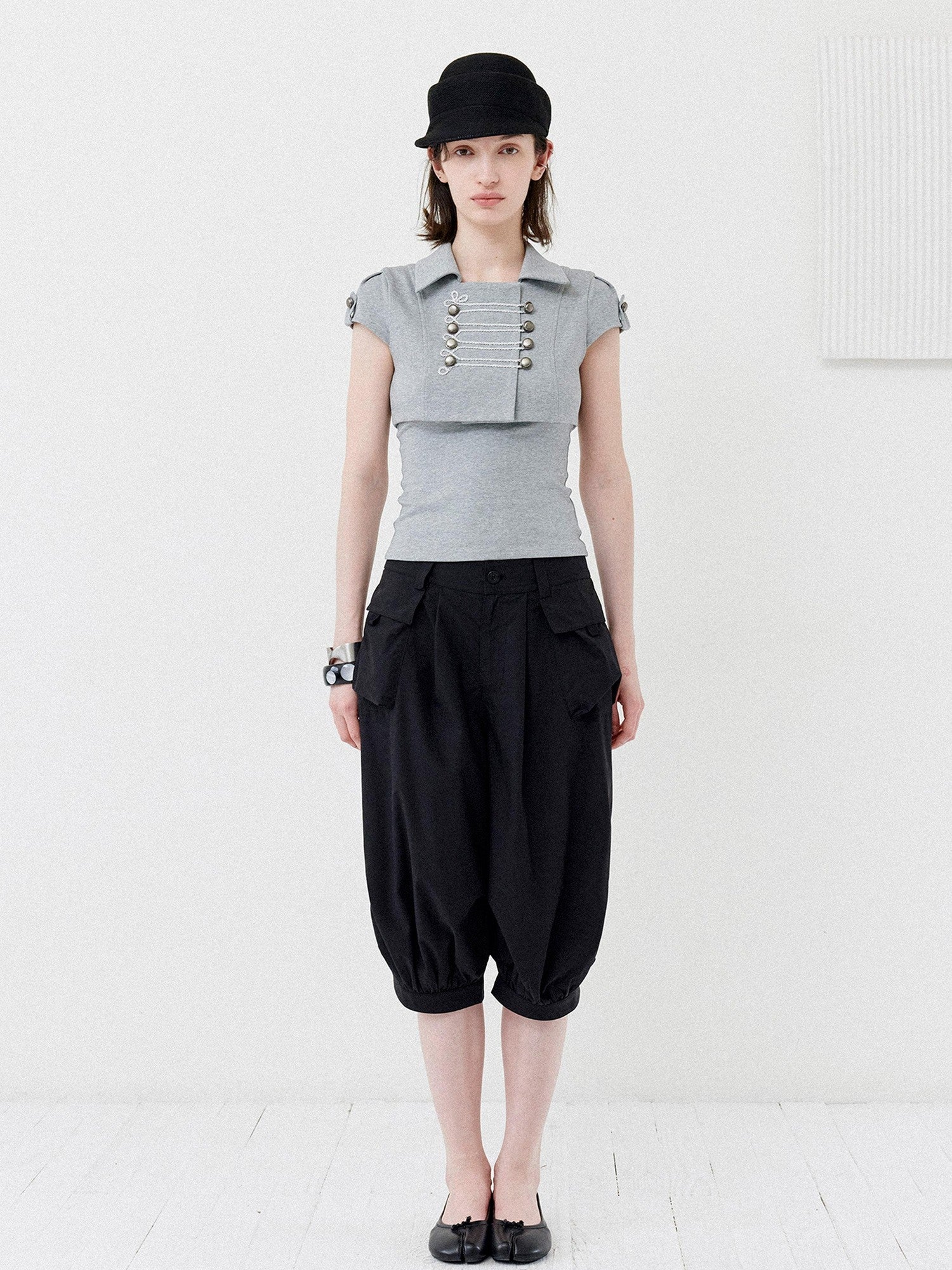 DKZ OFFICIAL Grey Double Breasted Cropped Collared Women&