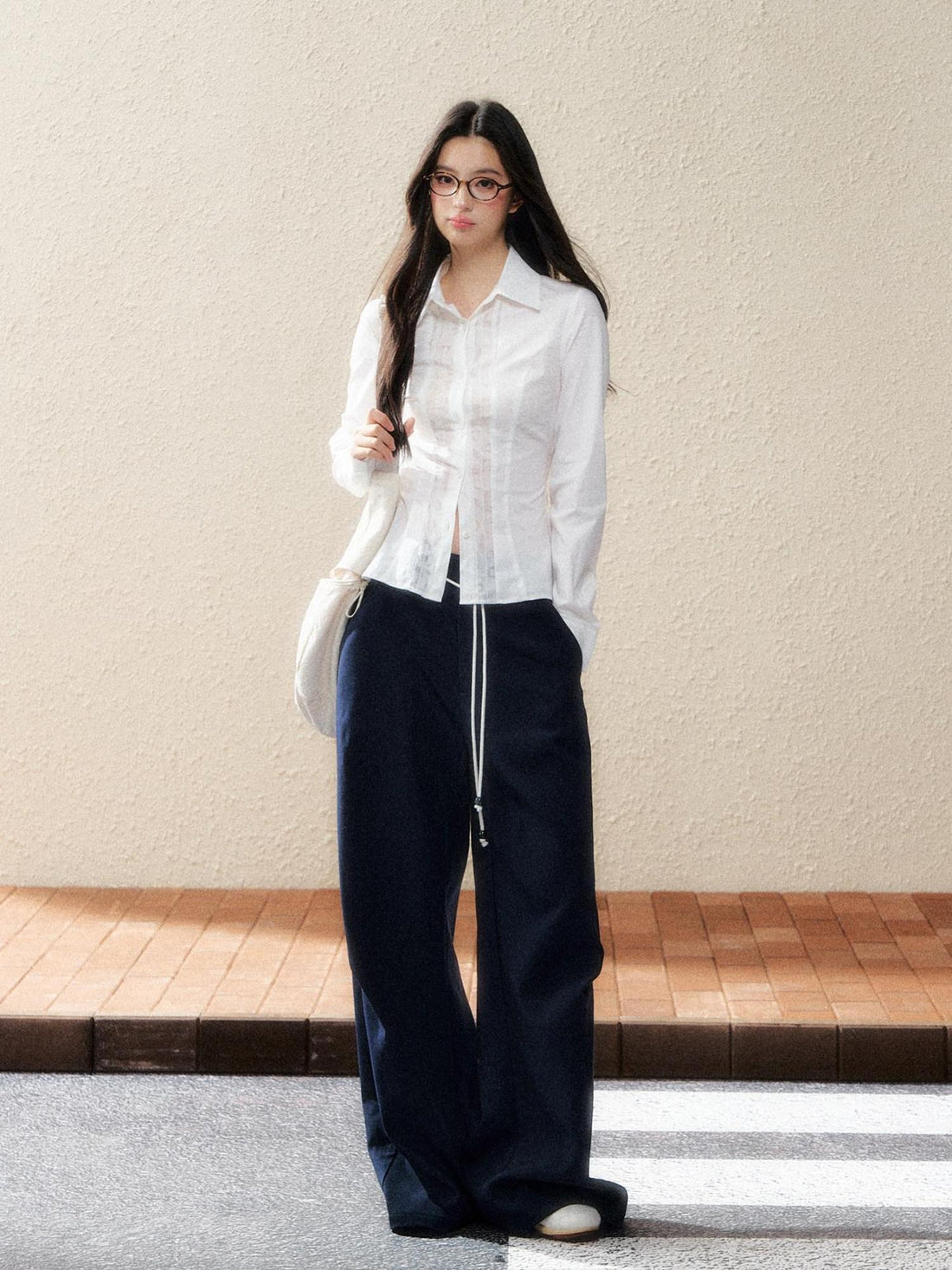 7Shiftin Versatile Minimal Straight Cut Natural Elastic Waist Women Navy Wide Leg Pants