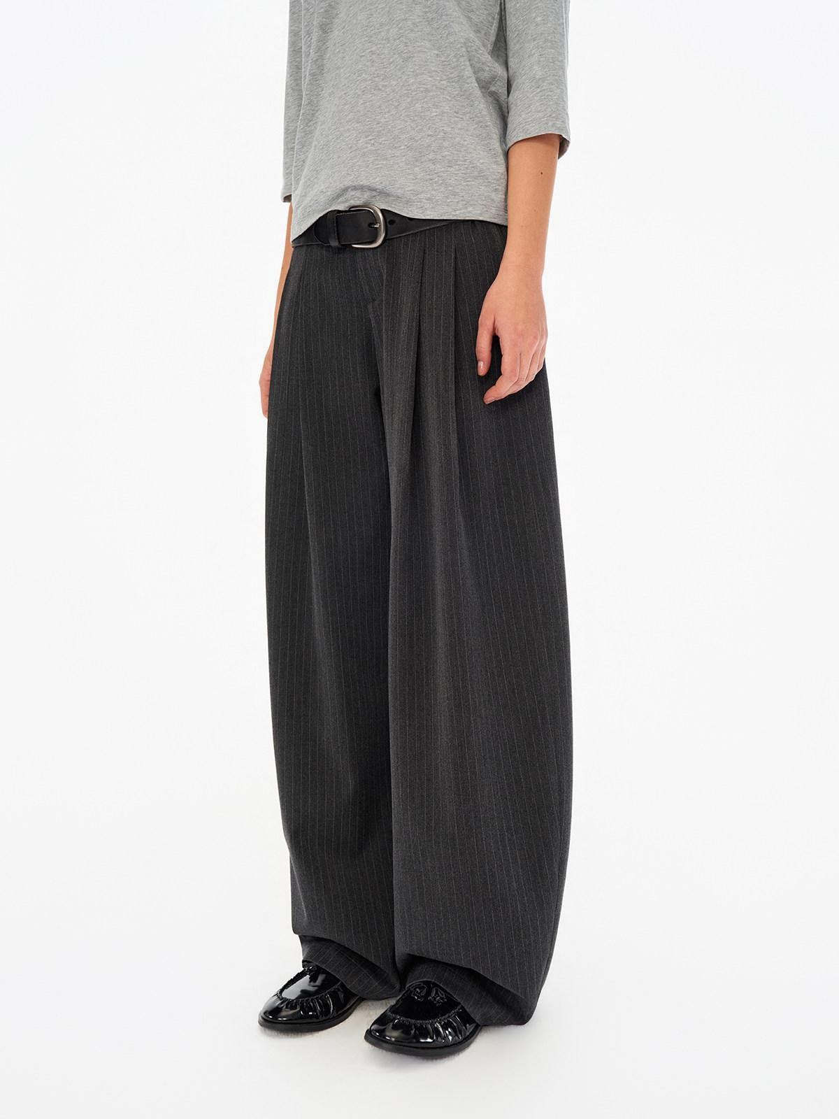 Northbutsouth Vertical Stripe No Waistband Relaxed Mid Rise Curved Leg Women&