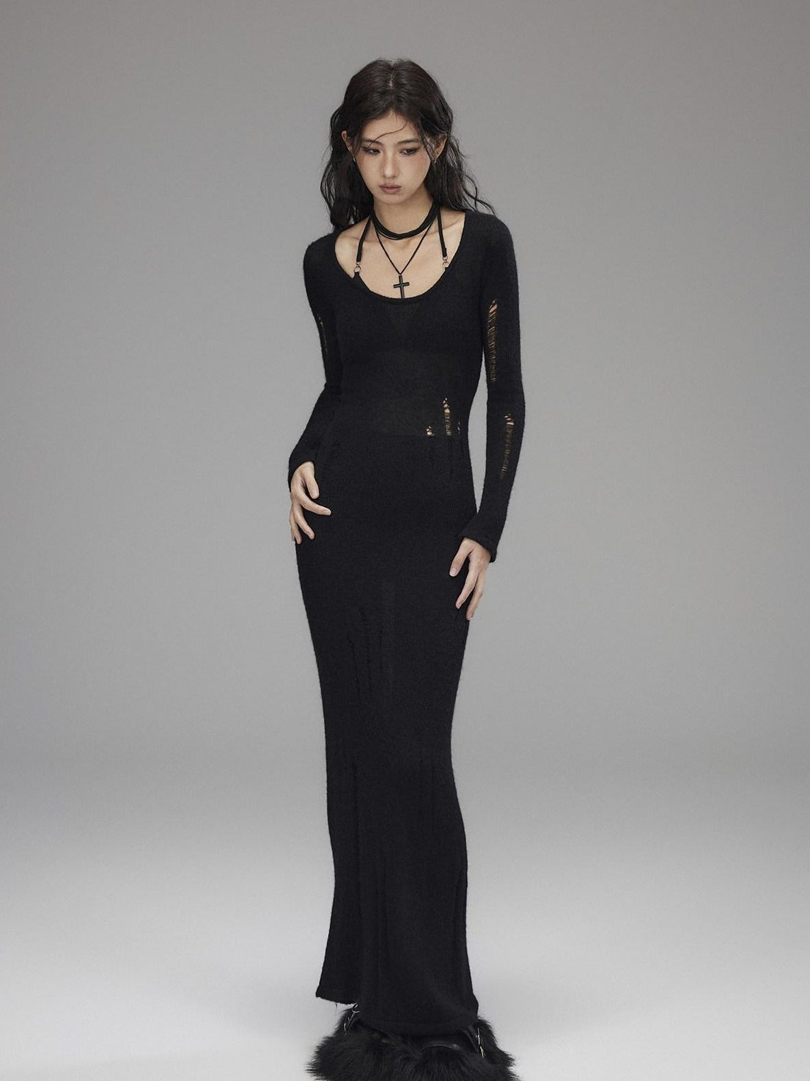 Low pixel Waist Defining Wool Knit Tassel Casual Long Sleeve Round Neck Black Maxi Dresses