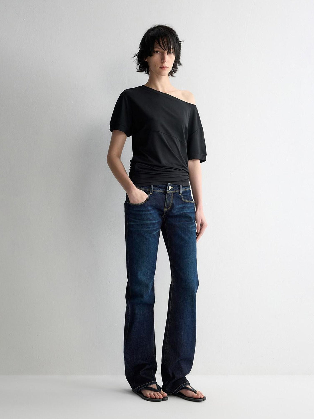 RUN TO THE FUTURE Breathable Modal Slim Fit Boat Neck Casual Women Solid Short Sleeve T-Shirts