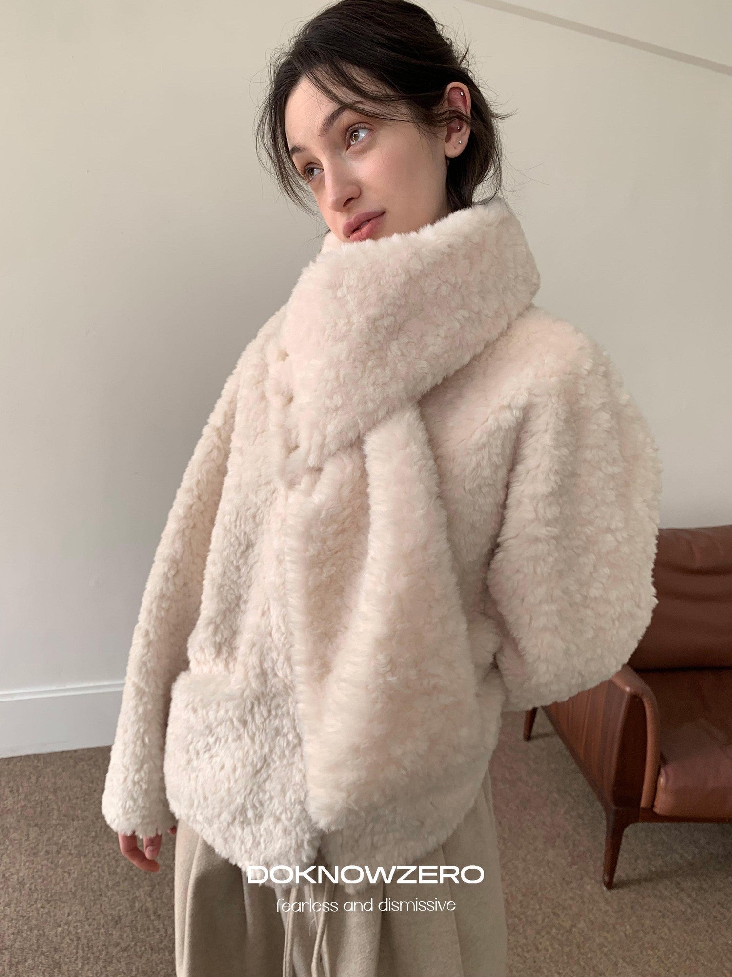 DKZ OFFICIAL Fluffy Detachable Faux Fur Scarf Collar Women&