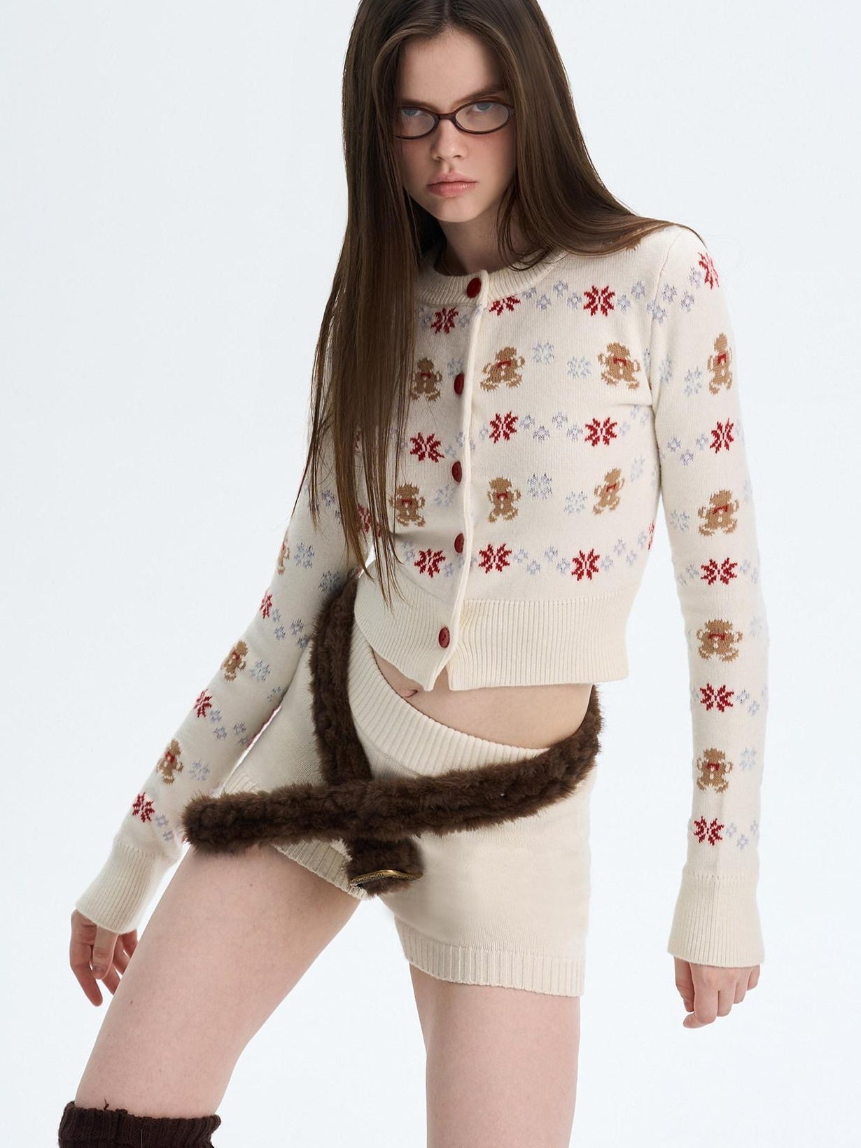 The NeverMore Cashmere Blend Bear Jacquard Cute Slim Cropped Crewneck Knitwear Cardigans