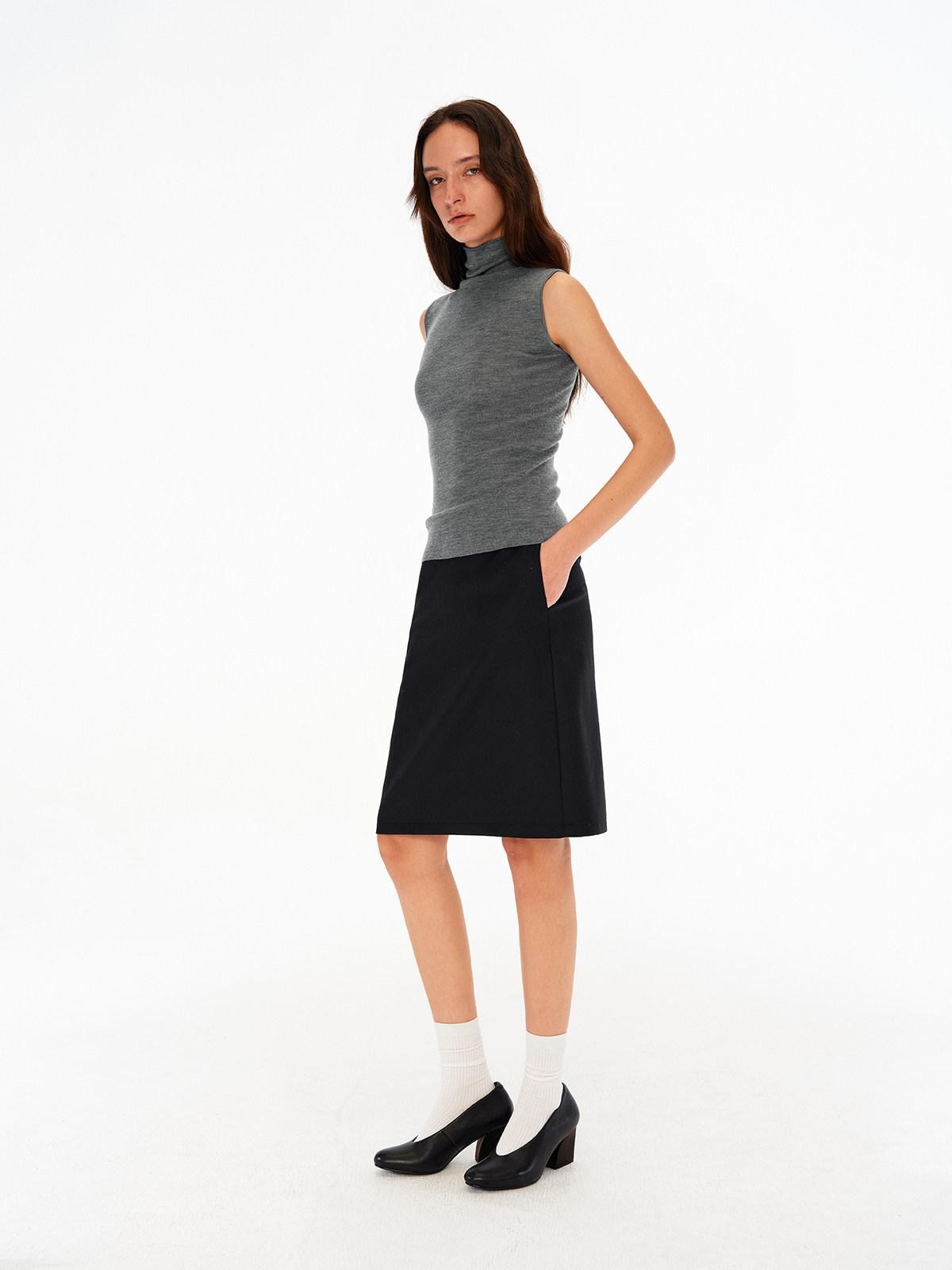 Northbutsouth Light Seamless Tape Trim Mock Neck Side Slimming Women&