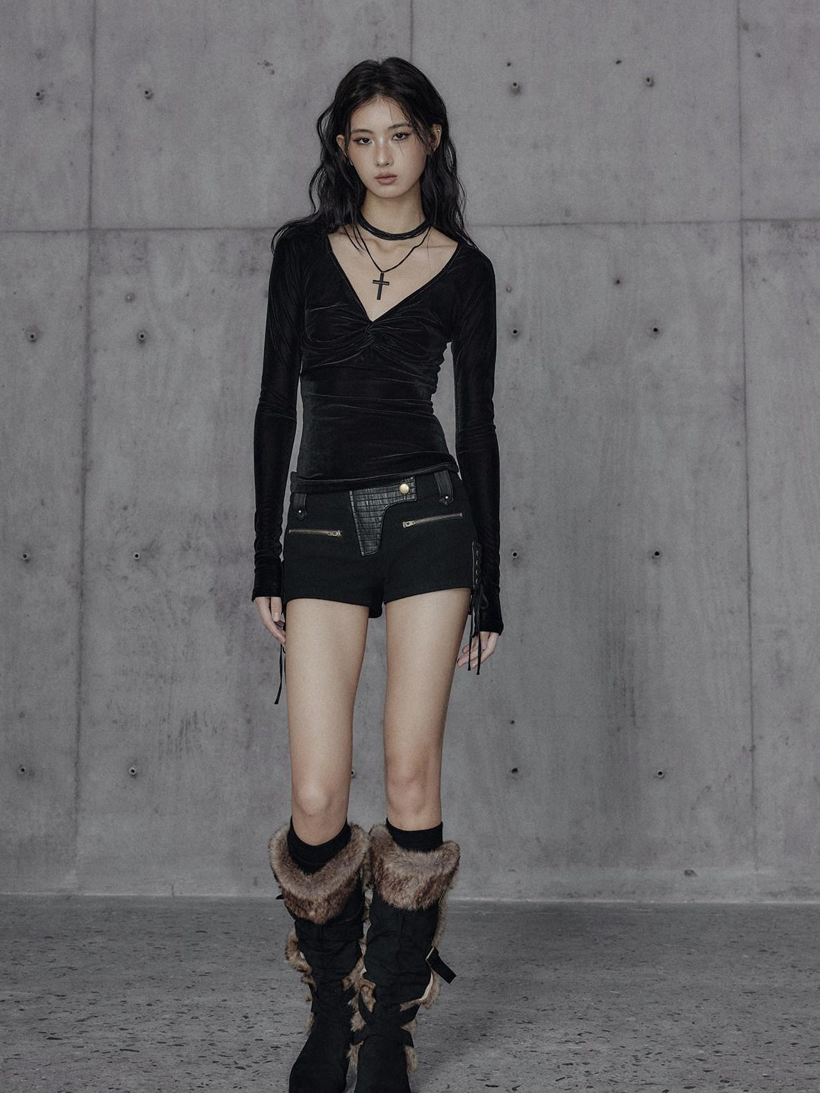 Low pixel Flocked Velvet Mesh V-neck Slim Dark Aesthetic Daily Wear Long Sleeve Crop Tops