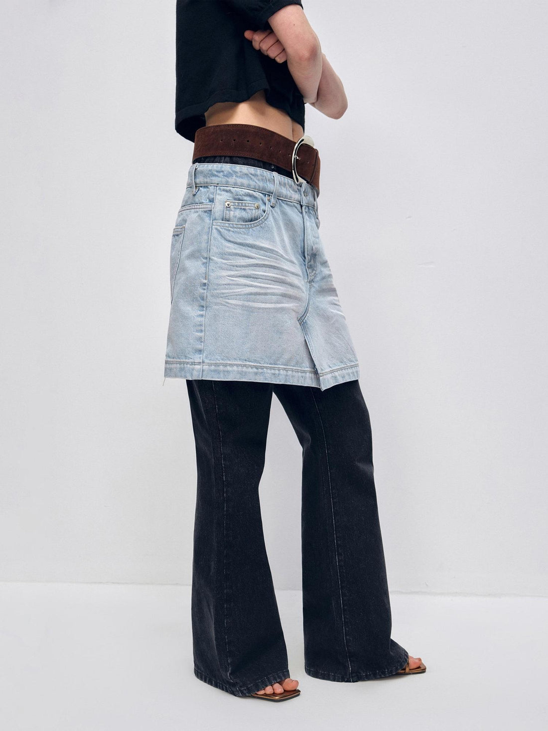 RUN TO THE FUTURE High Stretch Slim Fit Natural Waist Zipper Everyday Blue Black Denim Flare Jeans