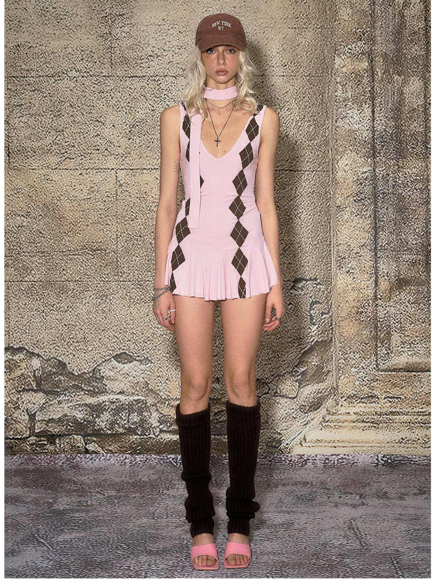 The NeverMore High Waist Printed A Line Sleeveless V-neck Casual Girls Strappy Mini Dresses
