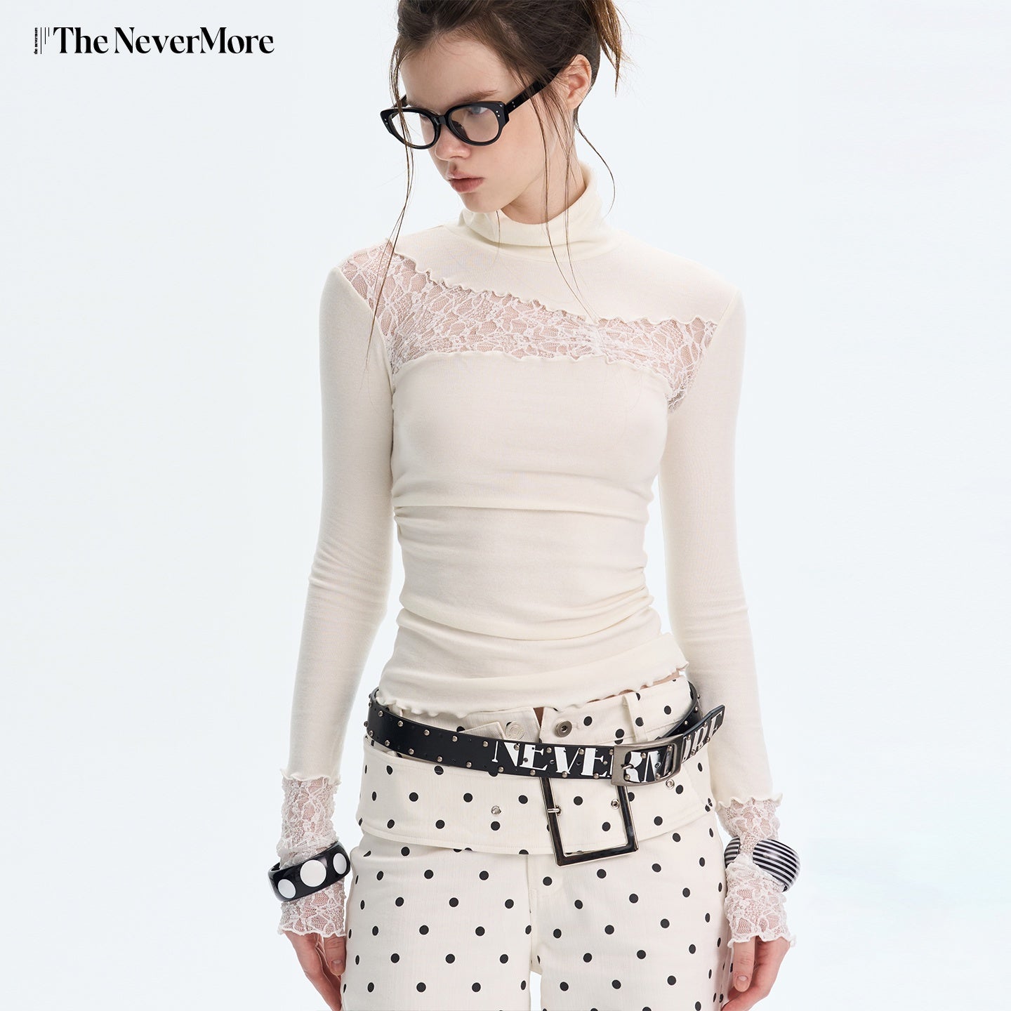 The NeverMore T-shirts ajustés sexy en maille de viscose pour femme, col montant, à empiècements, noir et blanc, manches longues
