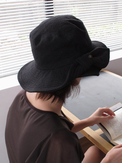 Mito de dar Black Bow Knitted Wide Brim Round Top Women&