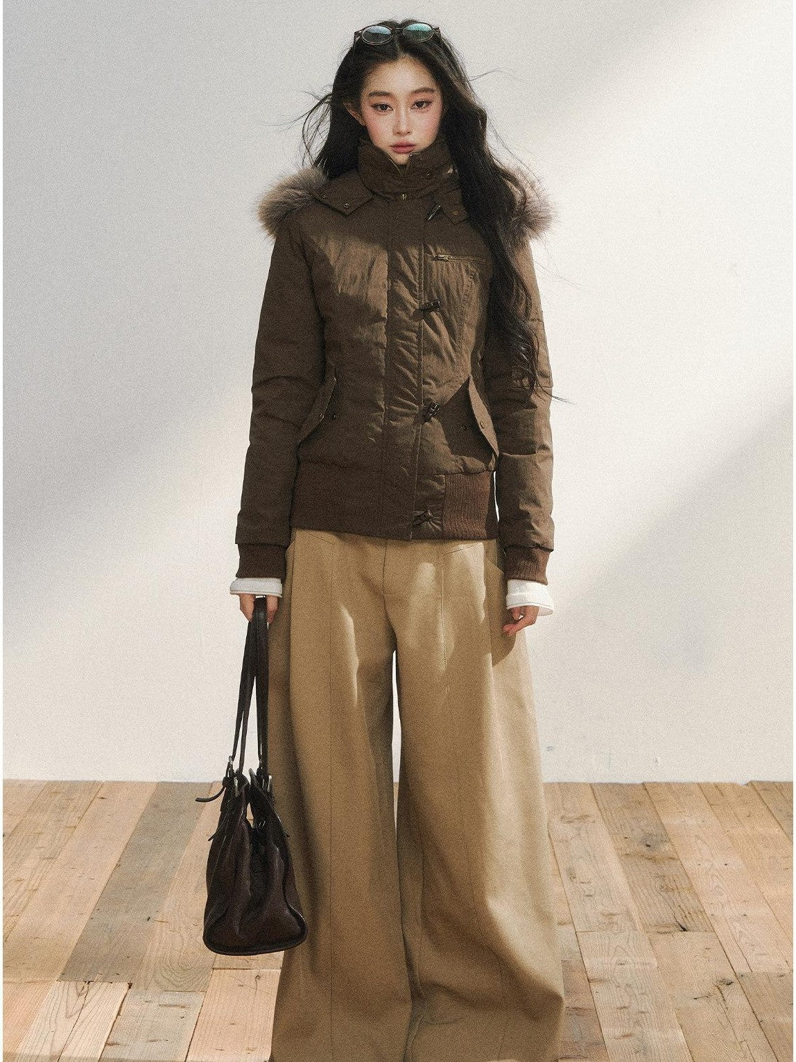 7Shiftin Warm Hooded Two Tone Fur Collar Toggle Closure Short Casual Women Puffer Jackets