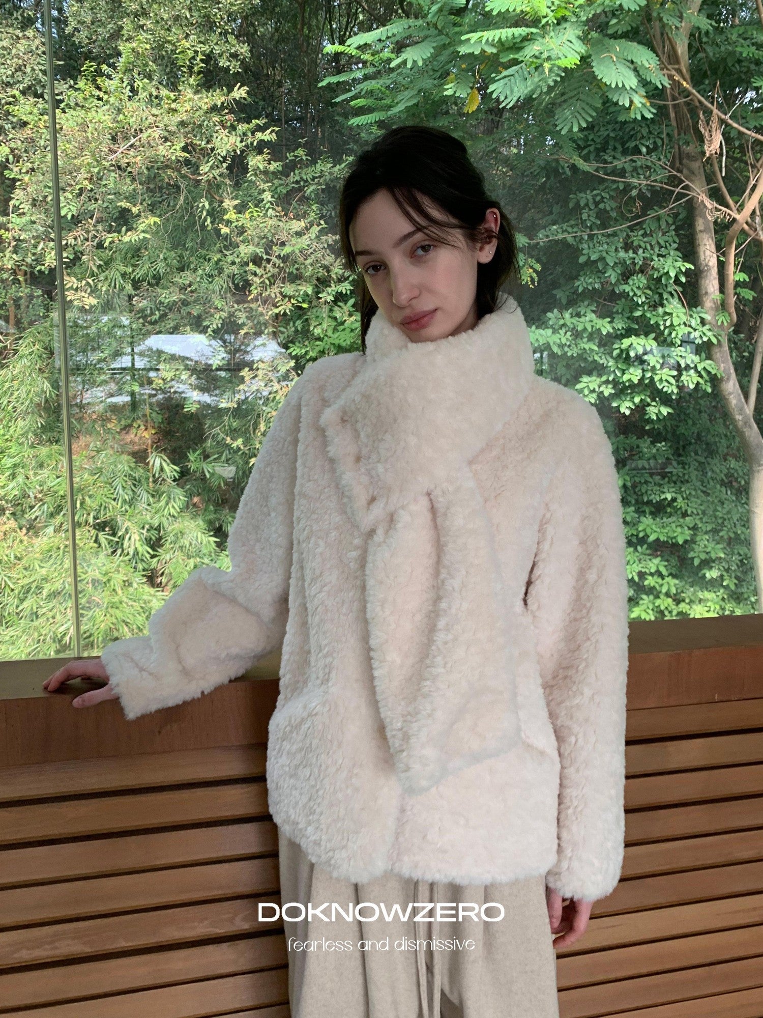 DKZ OFFICIAL Fluffy Detachable Faux Fur Scarf Collar Women&