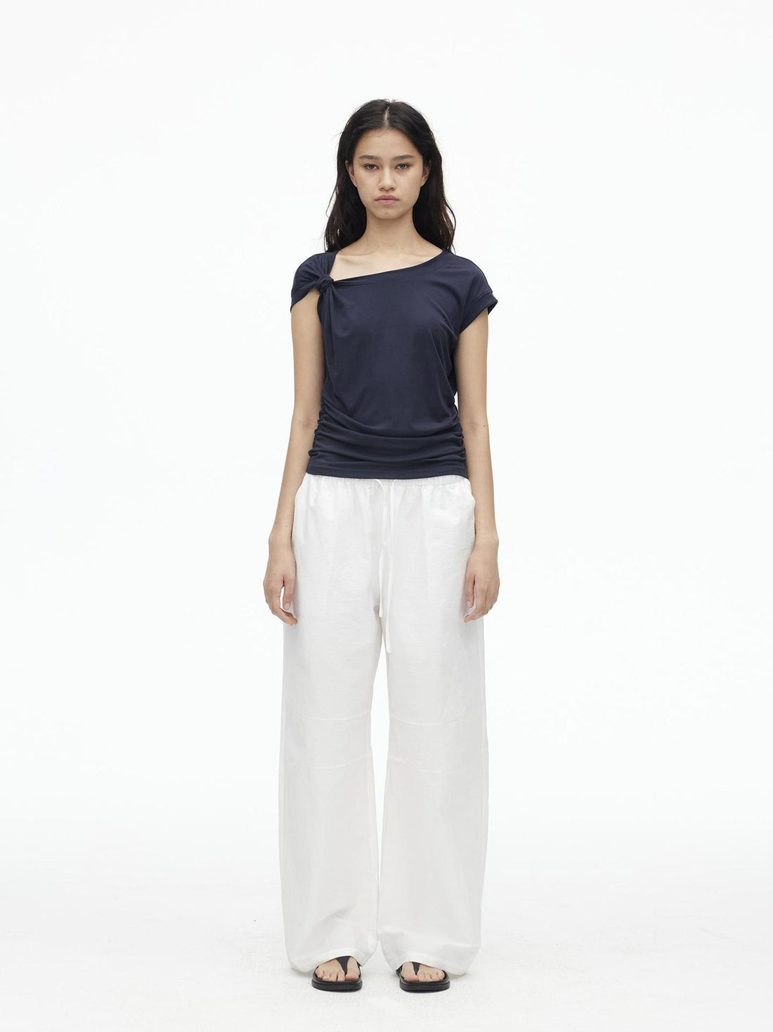 AFTADAWN Asymmetric Knot Shoulder Lyocell Slim Tee