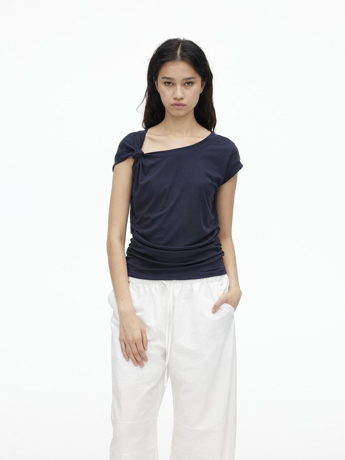 AFTADAWN Asymmetric Knot Shoulder Lyocell Slim Tee