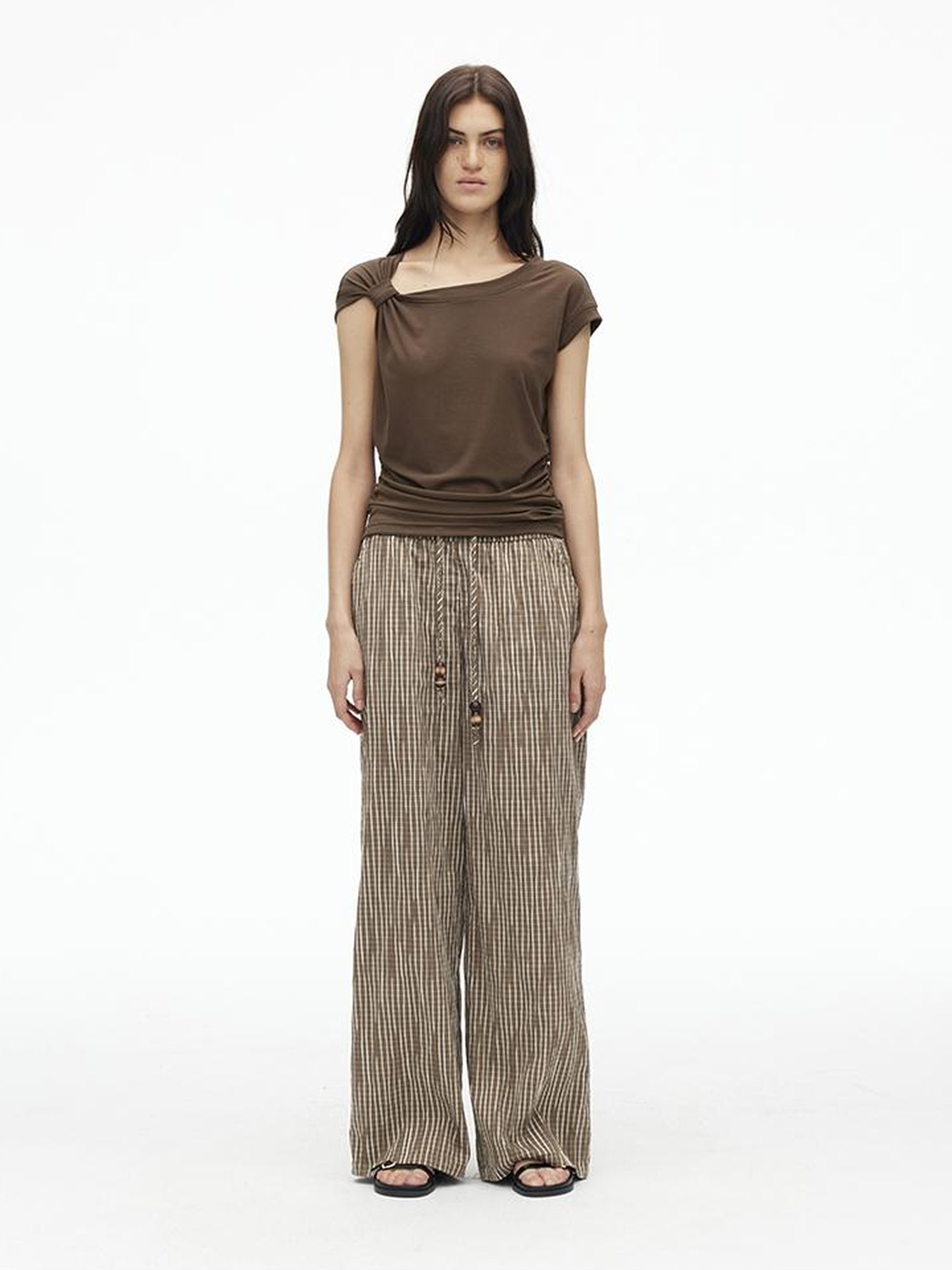AFTADAWN Asymmetric Knot Shoulder Lyocell Slim Tee