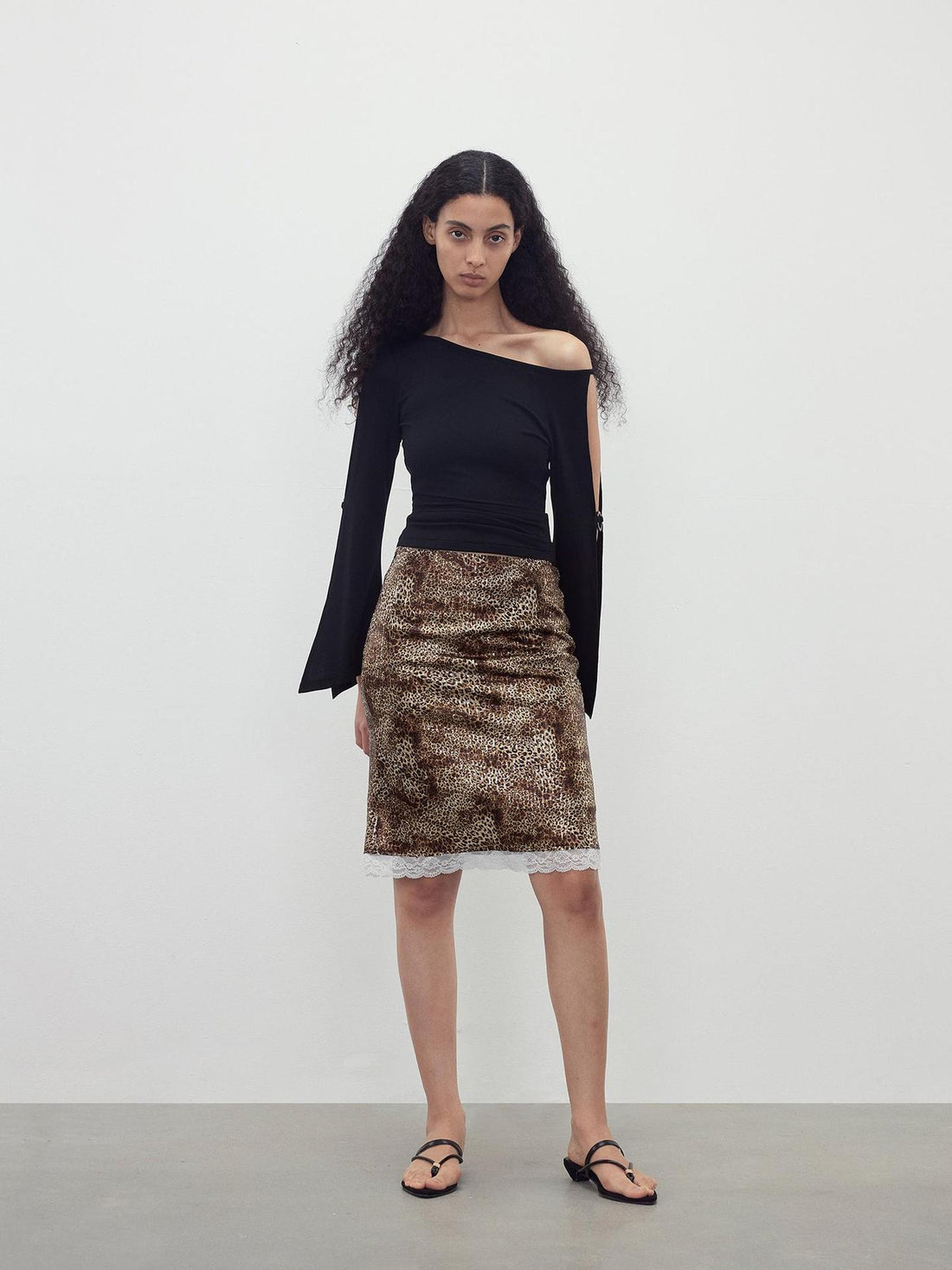 AFTADAWN Asymmetric Off Shoulder Merino Wool Top With Wood Ring Sleeve Detail