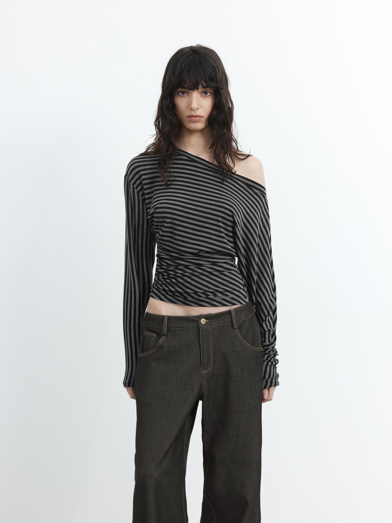 AFTADAWN Asymmetric Shoulder Striped Lyocell Top