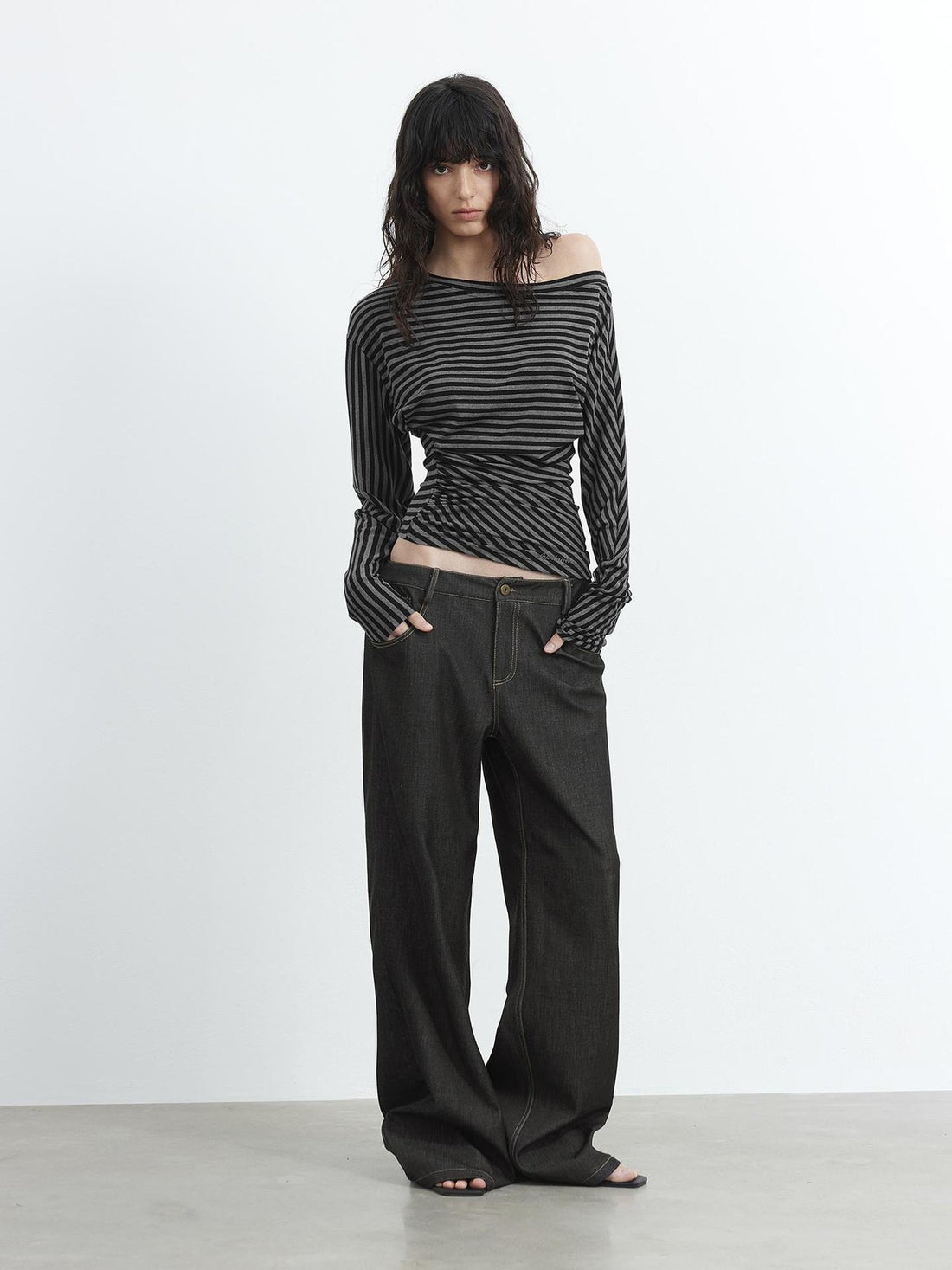AFTADAWN Asymmetric Shoulder Striped Lyocell Top
