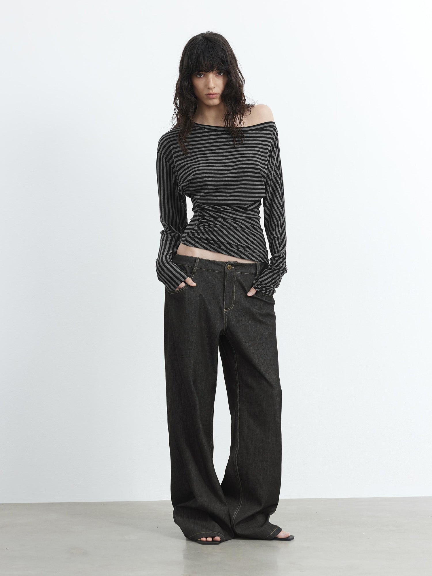 AFTADAWN Asymmetric Shoulder Striped Lyocell Top