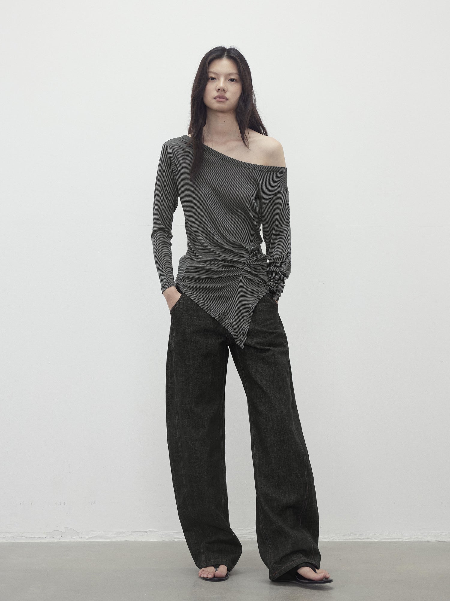 AFTADAWN Asymmetric Shoulder Striped Tencel Wool Stretch Long Sleeve Top
