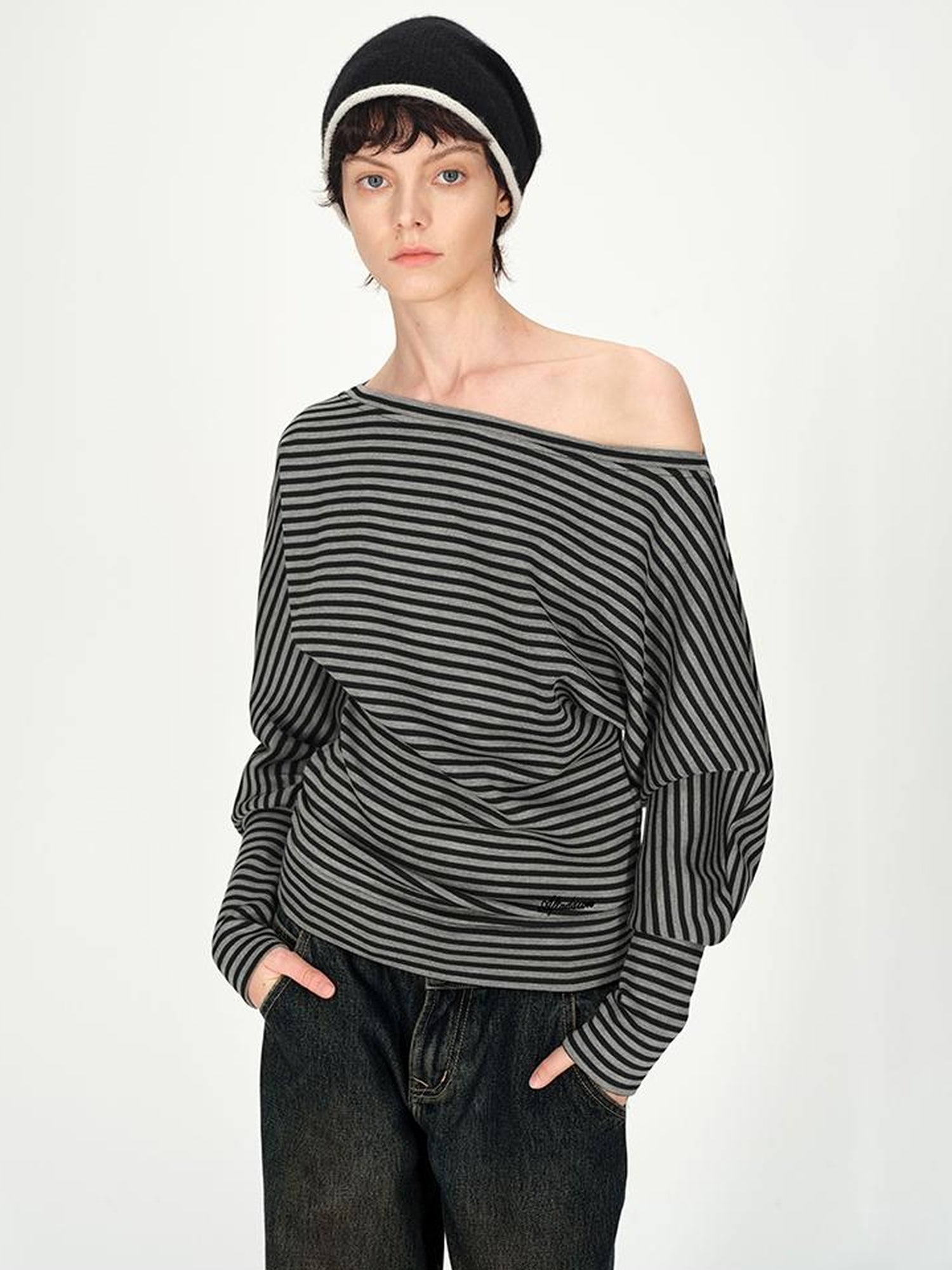 AFTADAWN Asymmetric Shoulder Striped Top With Pleated Detail