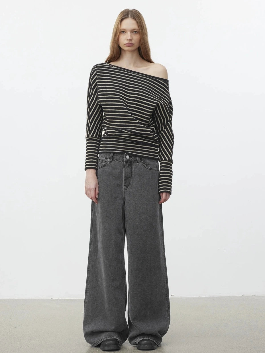 Asymmetric Shoulder Textured Crop Top T-shirt