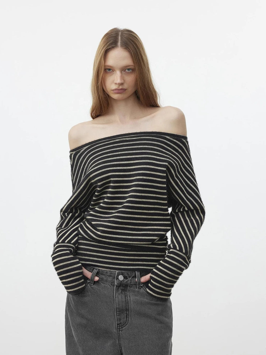 AFTADAWN Asymmetric Shoulder Textured Crop Top T-shirt