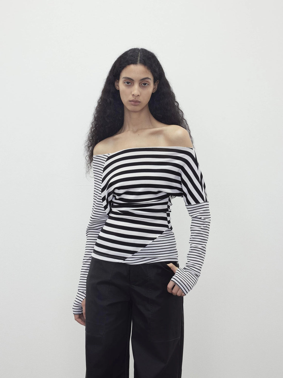 Asymmetric Stripe Contrast Slash Neck Fitted Top