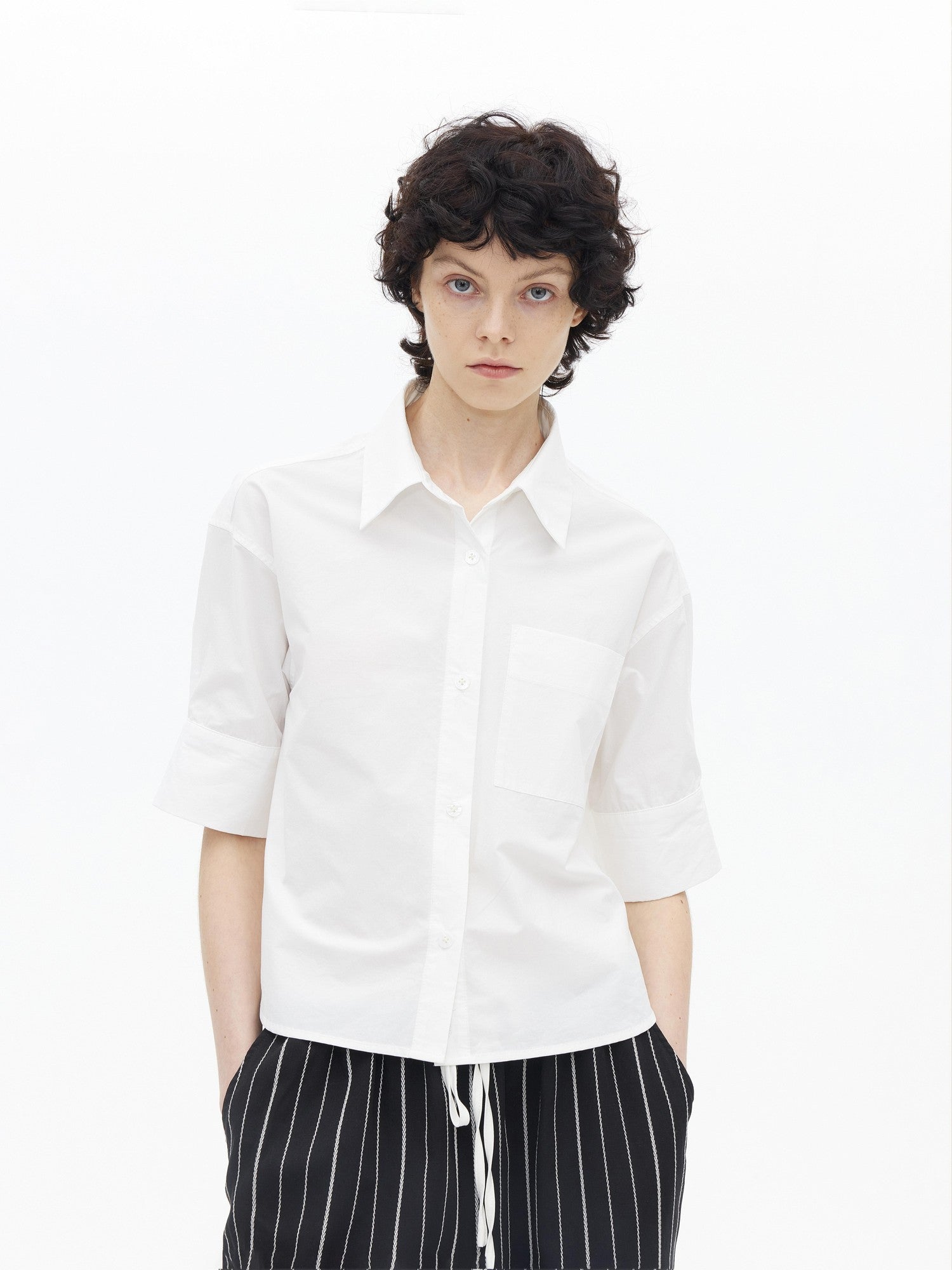 AFTADAWN Boxy Micro Pleat Texture Large Pocket Cuffed Women&