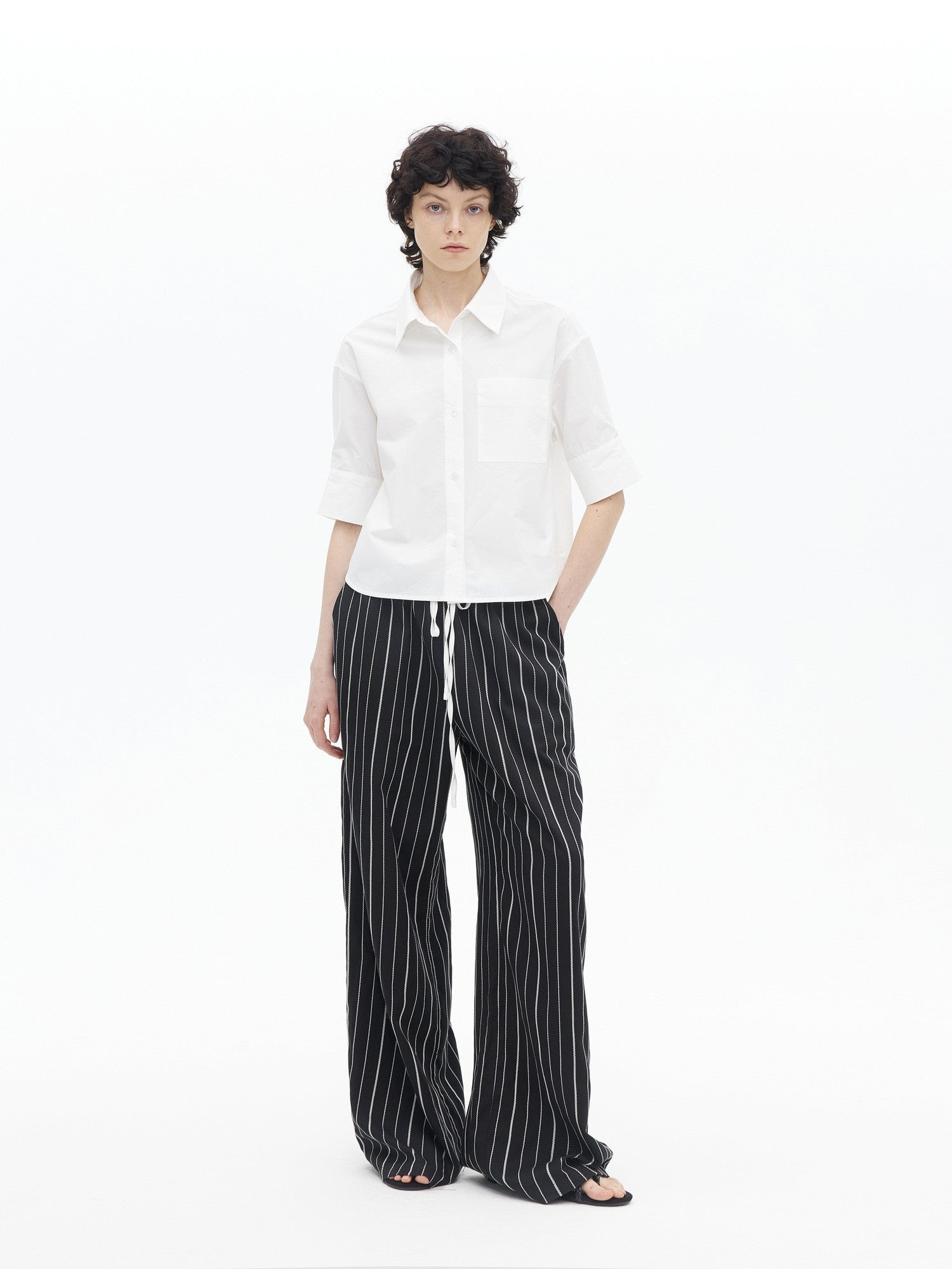 AFTADAWN Boxy Micro Pleat Texture Large Pocket Cuffed Women&