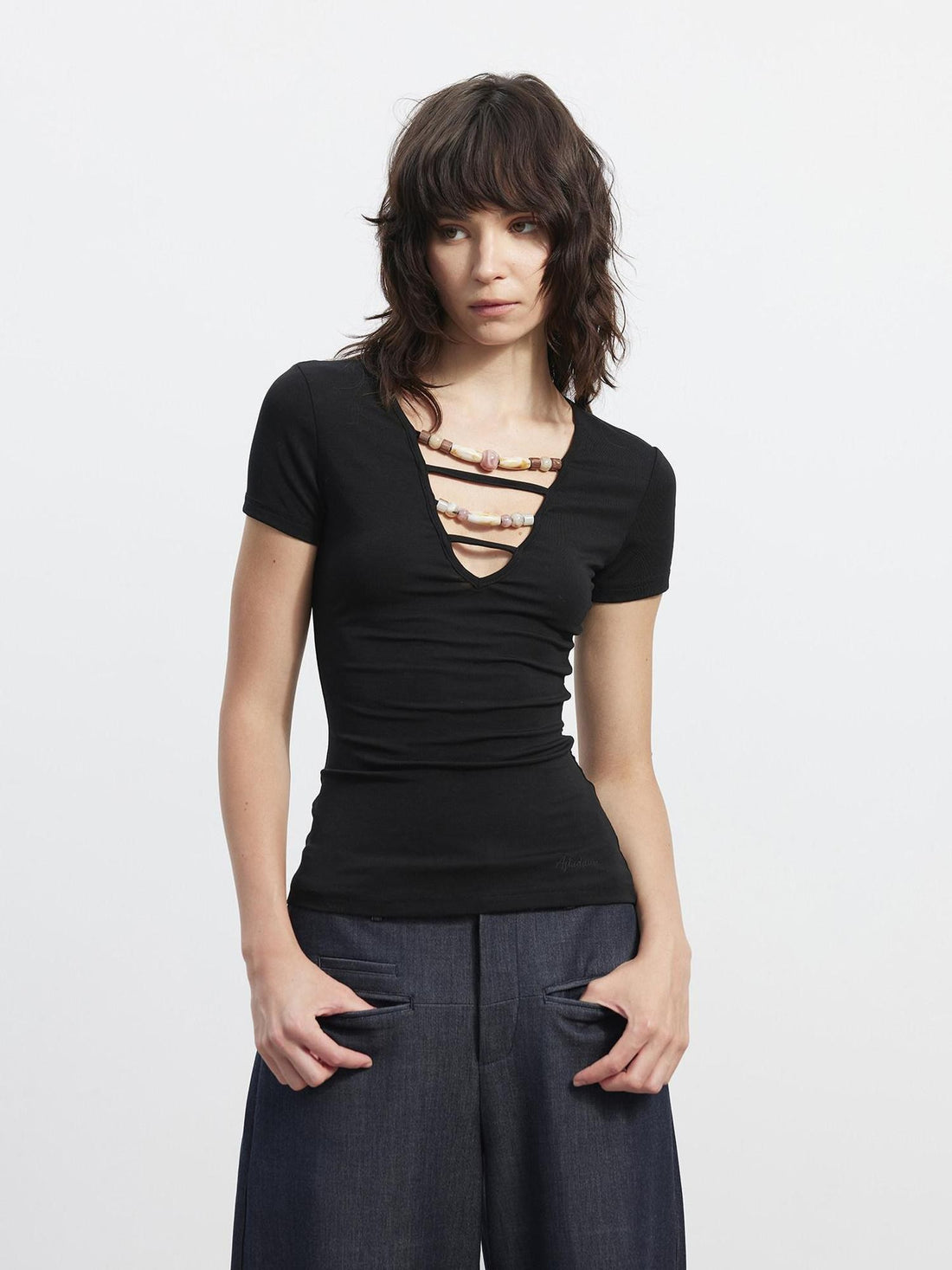 AFTADAWN Brown Beaded Cutout V-neck Pleated Slim Fit Women&