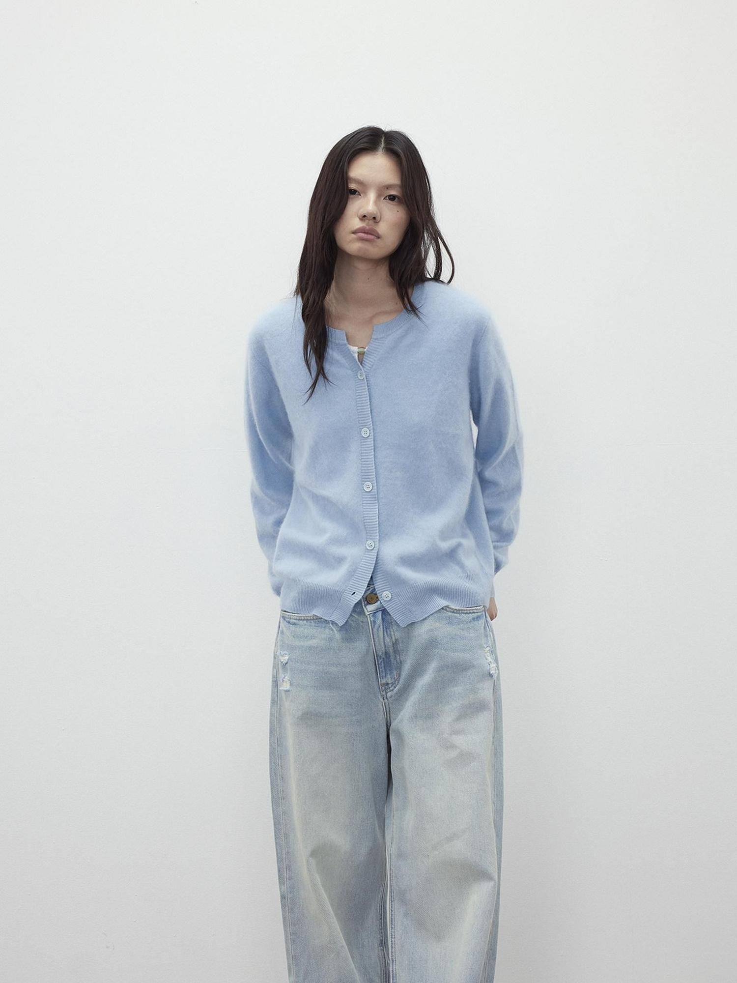 AFTADAWN Cloud Soft V-neck Single Row Buttons Relaxed Women&