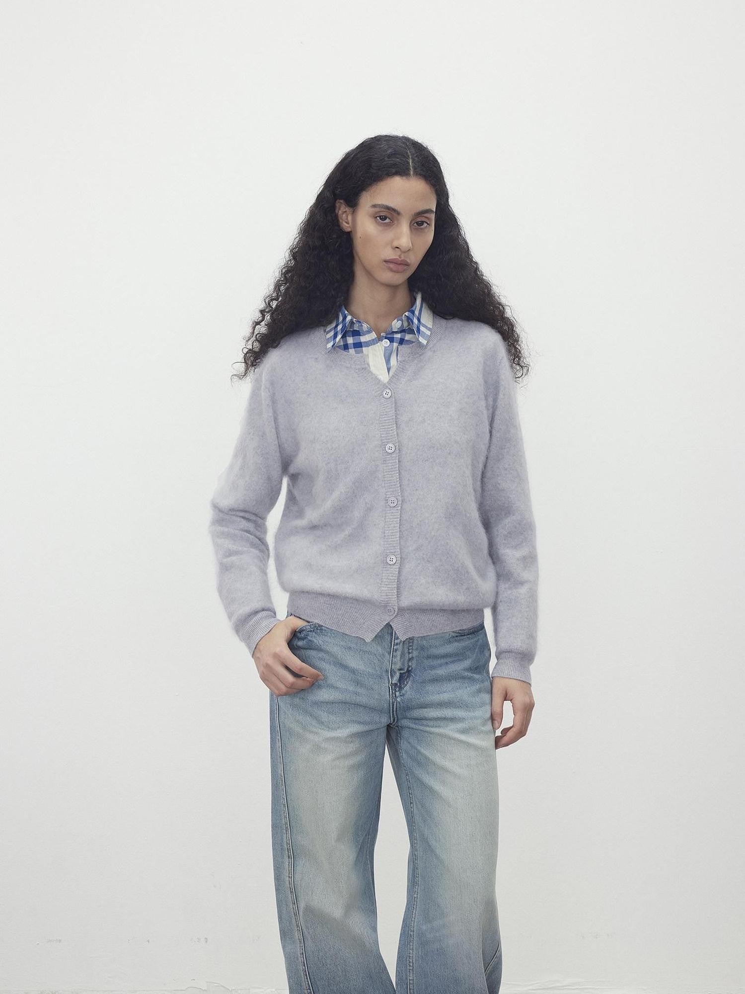 AFTADAWN Cloud Soft V-neck Single Row Buttons Relaxed Women&