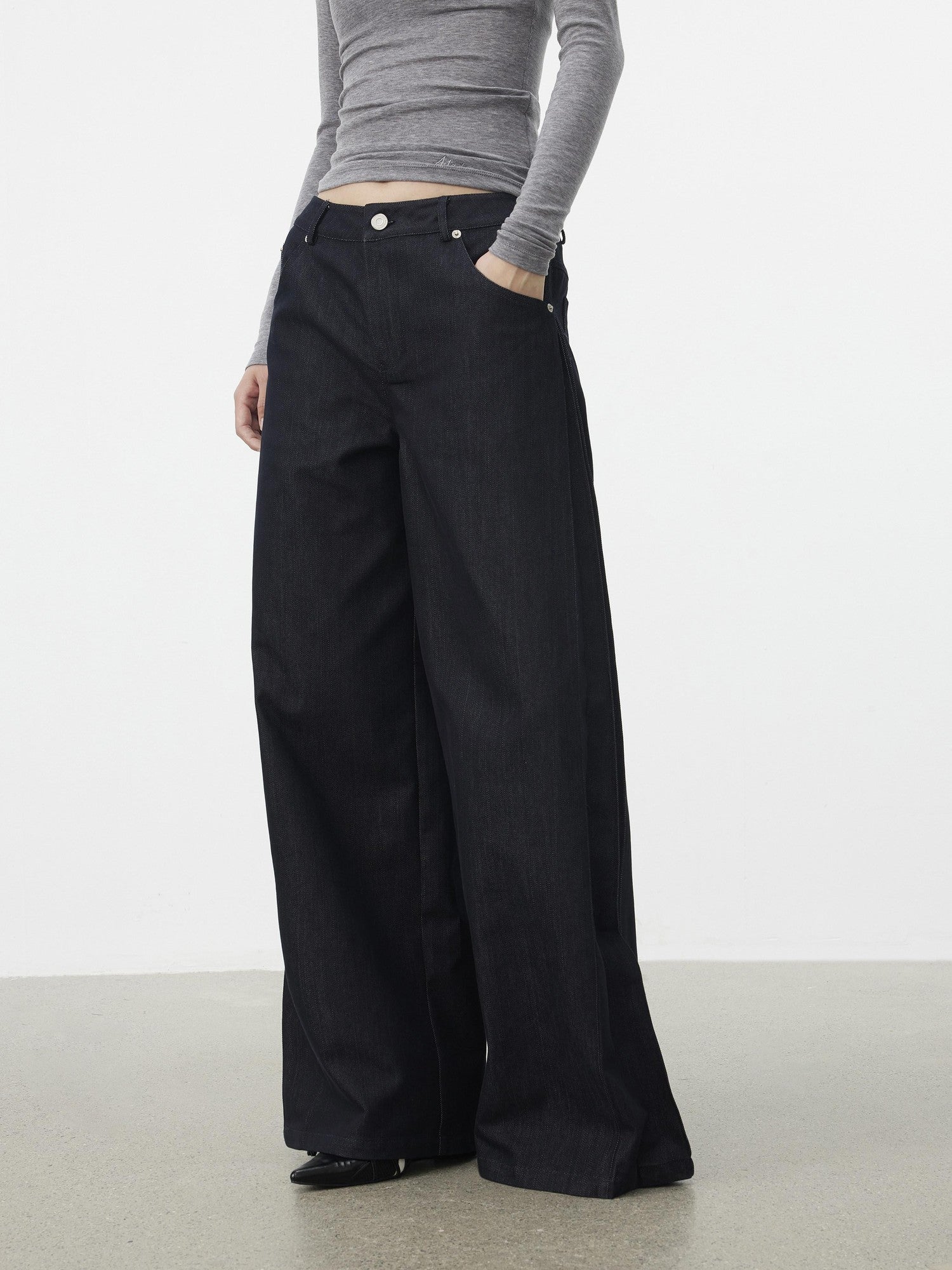 AFTADAWN Dark Blue Side Pleats Back Embroidery Women&