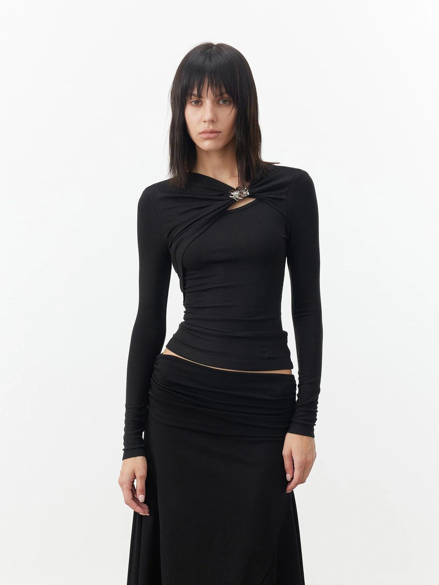 AFTADAWN Deconstructed Merino Wool Top With Pleats Metallic Floral Clasp T-shirt