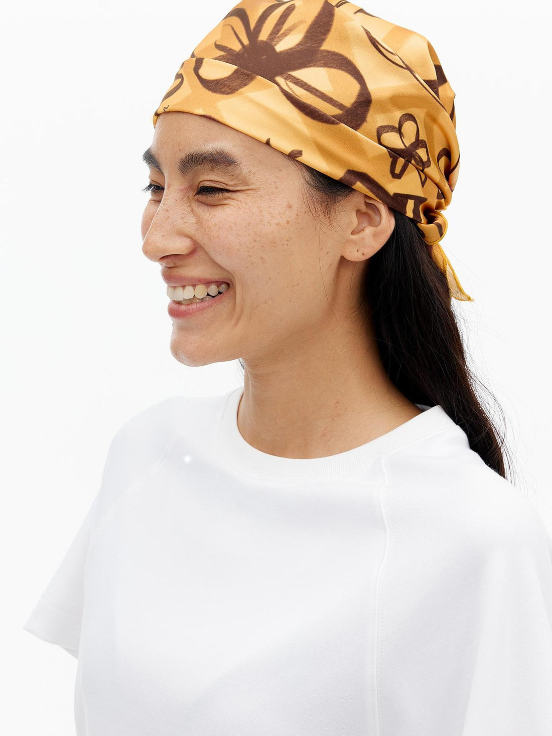 AFTADAWN Digital Print Lightweight Scarf With Playful Floral And Graffiti Patterns