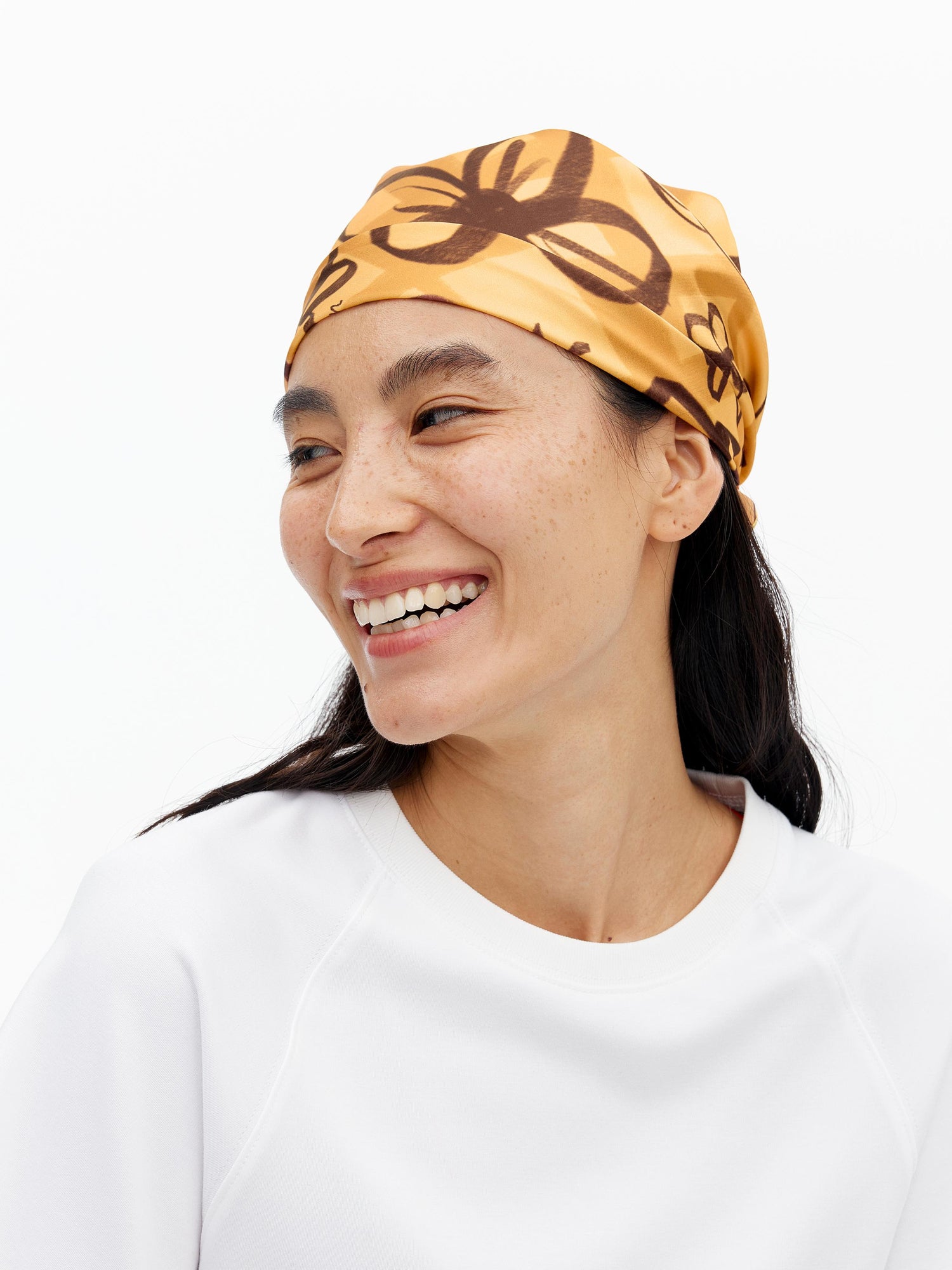 AFTADAWN Digital Print Lightweight Scarf With Playful Floral And Graffiti Patterns