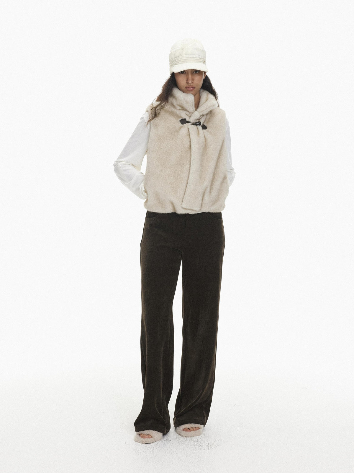 AFTADAWN Faux Fur Oversized Stand Collar Horn Button Women&
