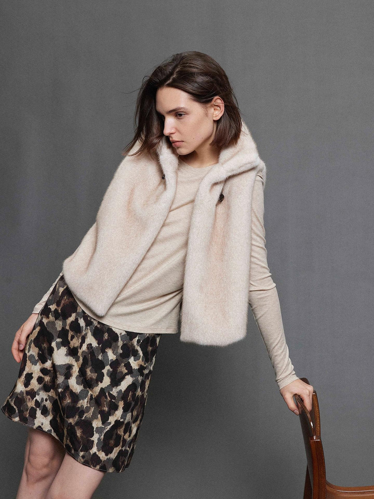 AFTADAWN Faux Fur Oversized Stand Collar Horn Button Women&