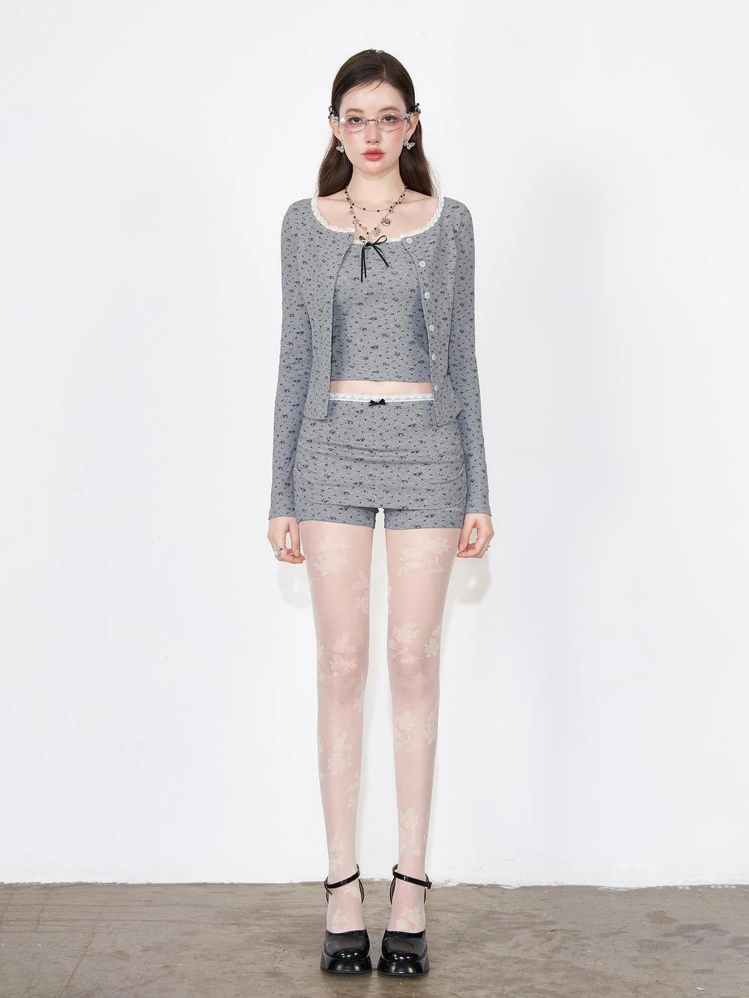 Floral Lace Bow Sleeveless Top &amp; Knit Cardigan &amp; Pleated Shorts Set