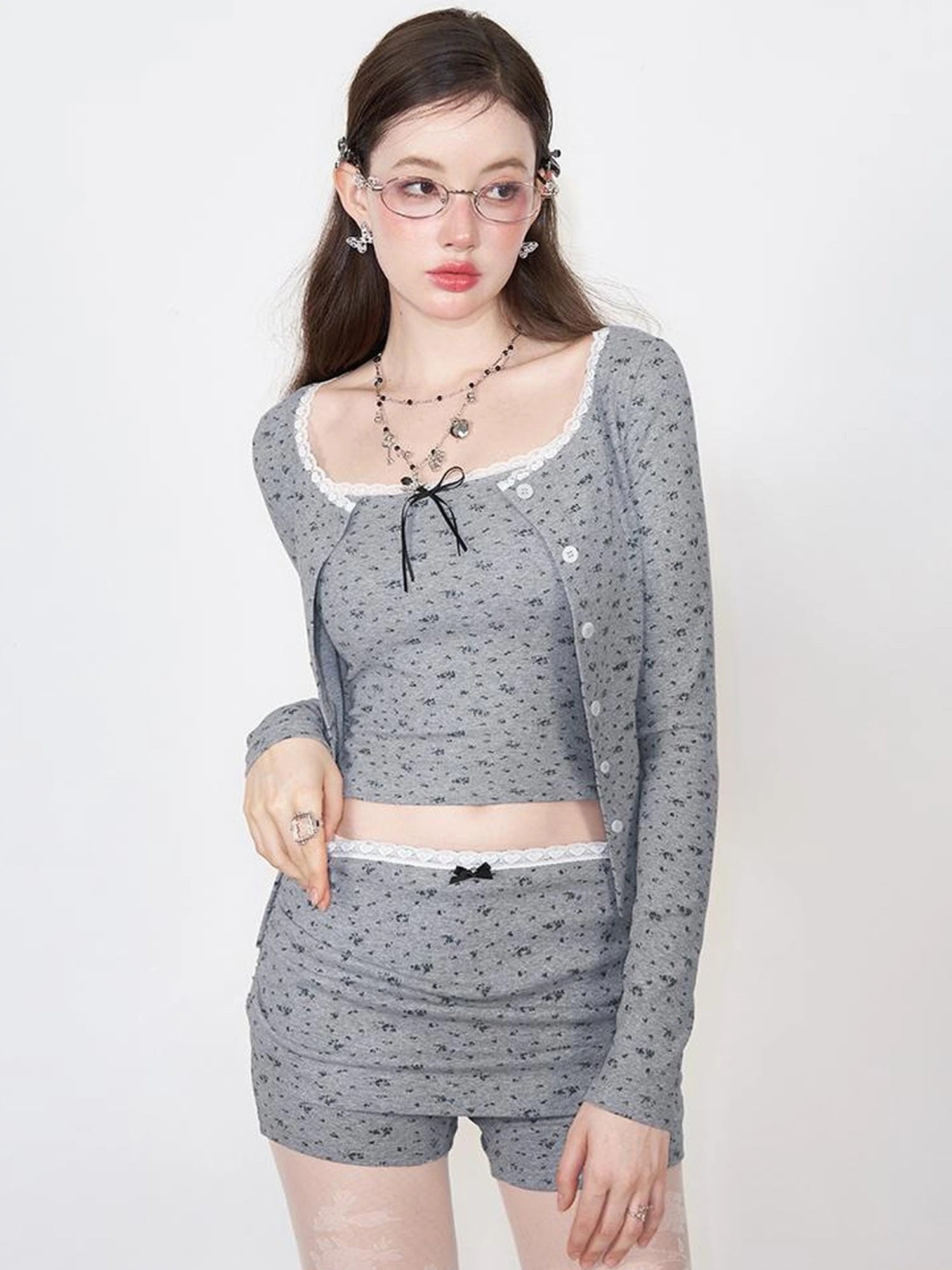 Floral Lace Bow Sleeveless Top &amp; Knit Cardigan &amp; Pleated Shorts Set