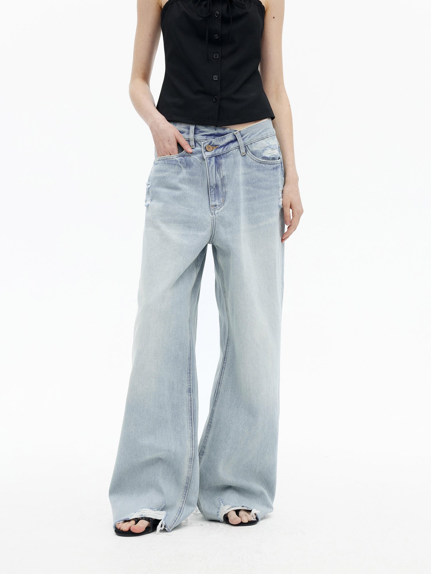 AFTADAWN Light Wash Distressed Low Rise Straight Leg Jeans