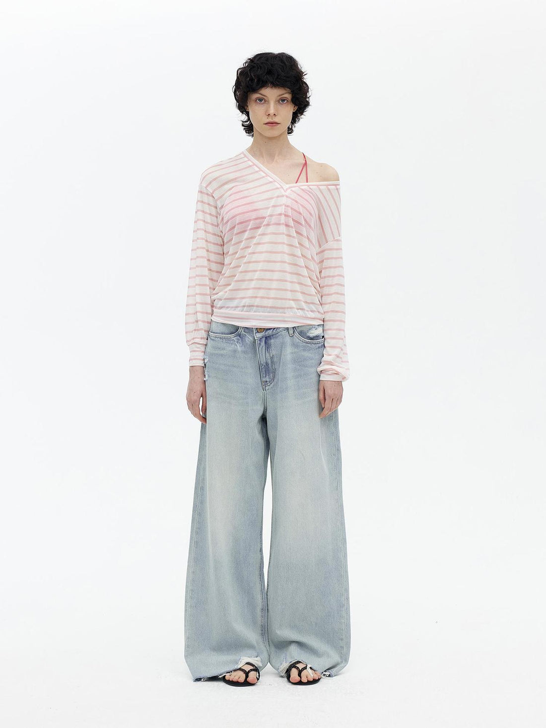 AFTADAWN Light Wash Distressed Low Rise Straight Leg Jeans