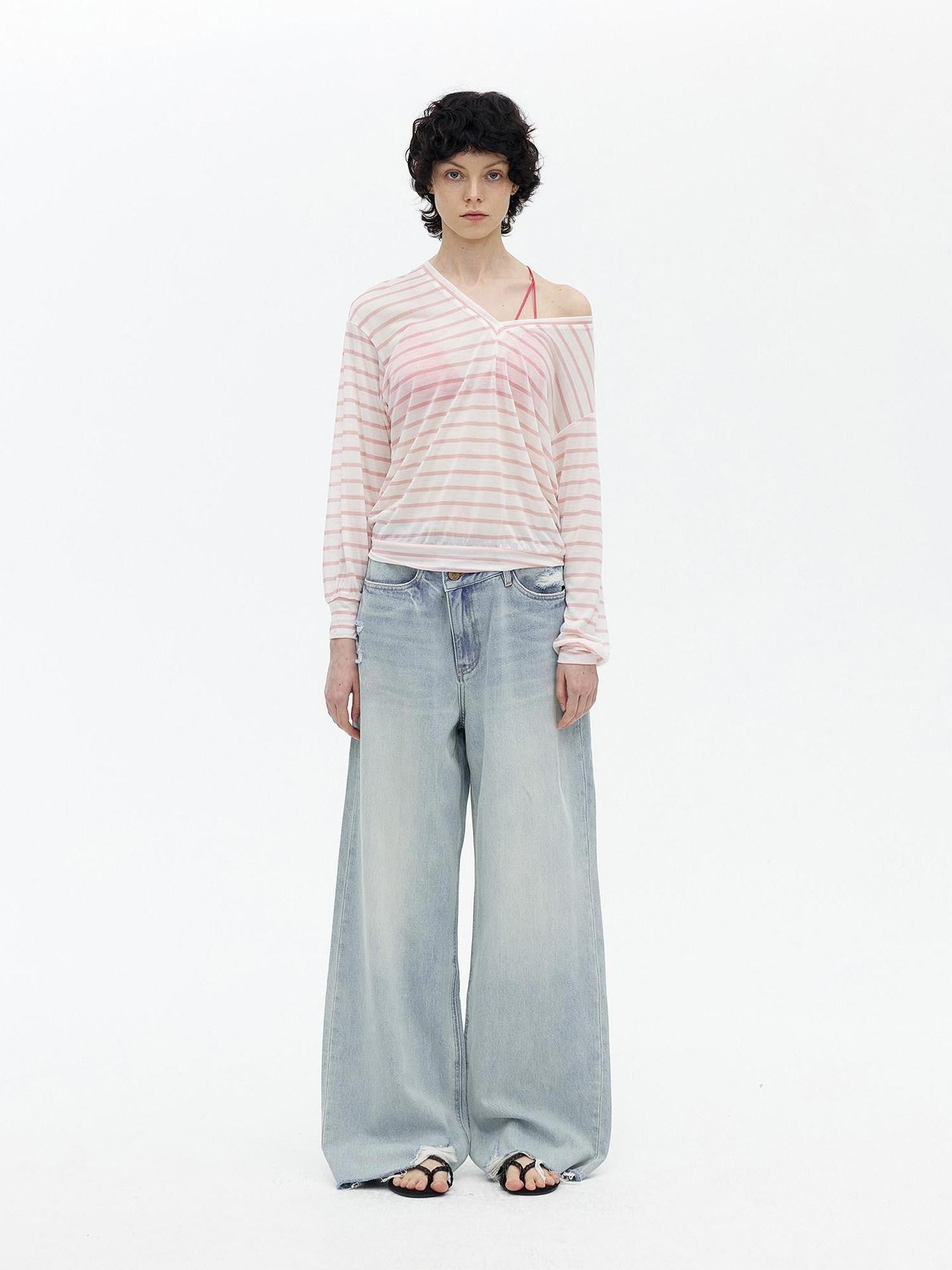 AFTADAWN Light Wash Ripped Low Rise Slanted Fly Women&
