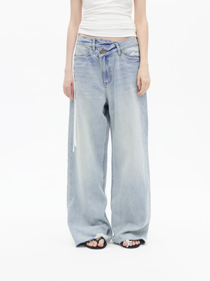 AFTADAWN Light Wash Ripped Low Rise Slanted Fly Women&